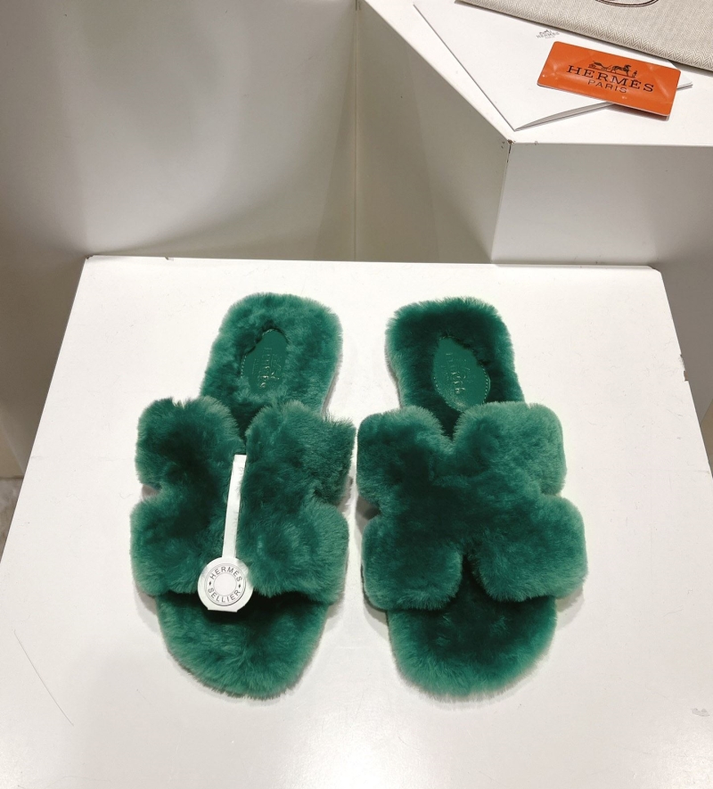 H**mes slippers